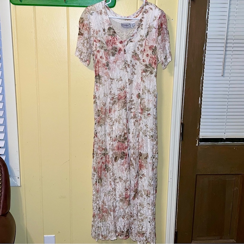 Nostalgia 90’s Floral Lace Inset Cottage Crinkle Romantic Maxi Dress Size M - Picture 5 of 12